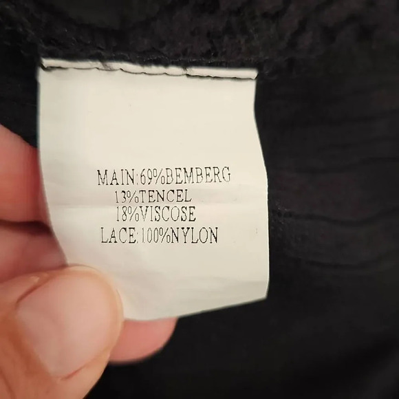 Women's Amy Lynn Lace Trim Camisole Top Sz M - Picture 10 of 10